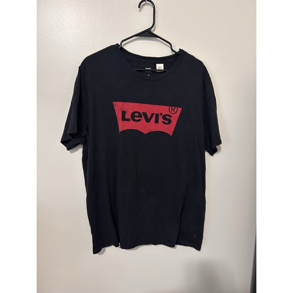 Men’s Levi’s Shirt- Black
